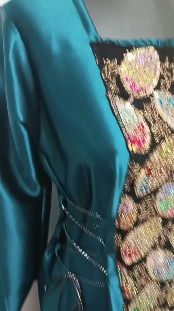 قياس من L XL XxL 
 توصيل بسمايه الف


**إذا كنت صاحب هذا الإعلان وتريد حذفه لأي سبب، رجاءا أرسل رسالة إلى الدعم الفني**