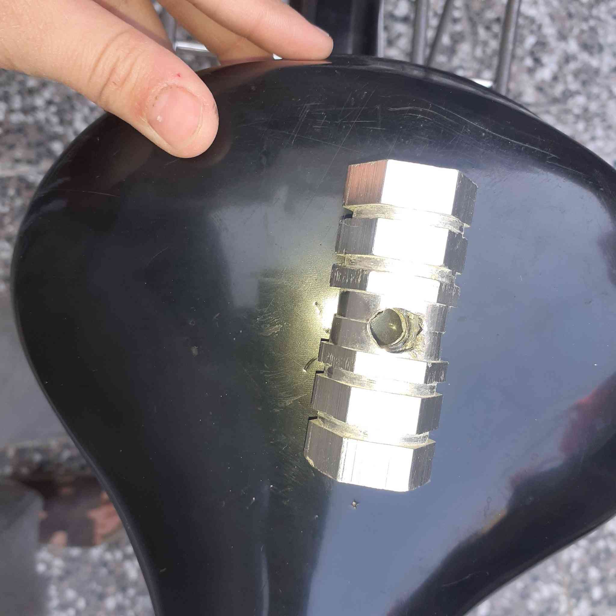 بايسكل للبيع برجستون حجم 26 موديل 2012
السعر و العنوان مراسلة خاص او مراوس بايسكل بيدي


**إذا كنت صاحب هذا الإعلان وتريد حذفه لأي سبب، رجاءا أرسل رسالة إلى الدعم الفني**