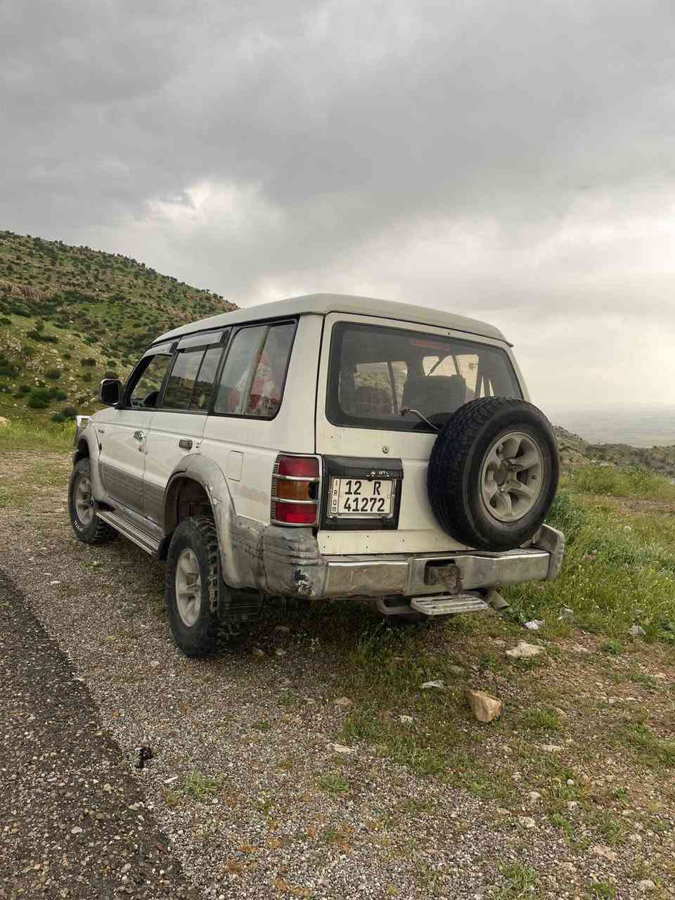 السلام عليكم  للبيع سياره باجيرو موديل 1994 محرك والكير بطه vvt 3000 السياره بسمي   السعر 55 المعلومات اتصل على الرقم ***********
