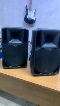 للبيع  اصلي وكاله سبيكرات RCF 745 اكتف كهرباء العنوان بغداد الغدير  ال...