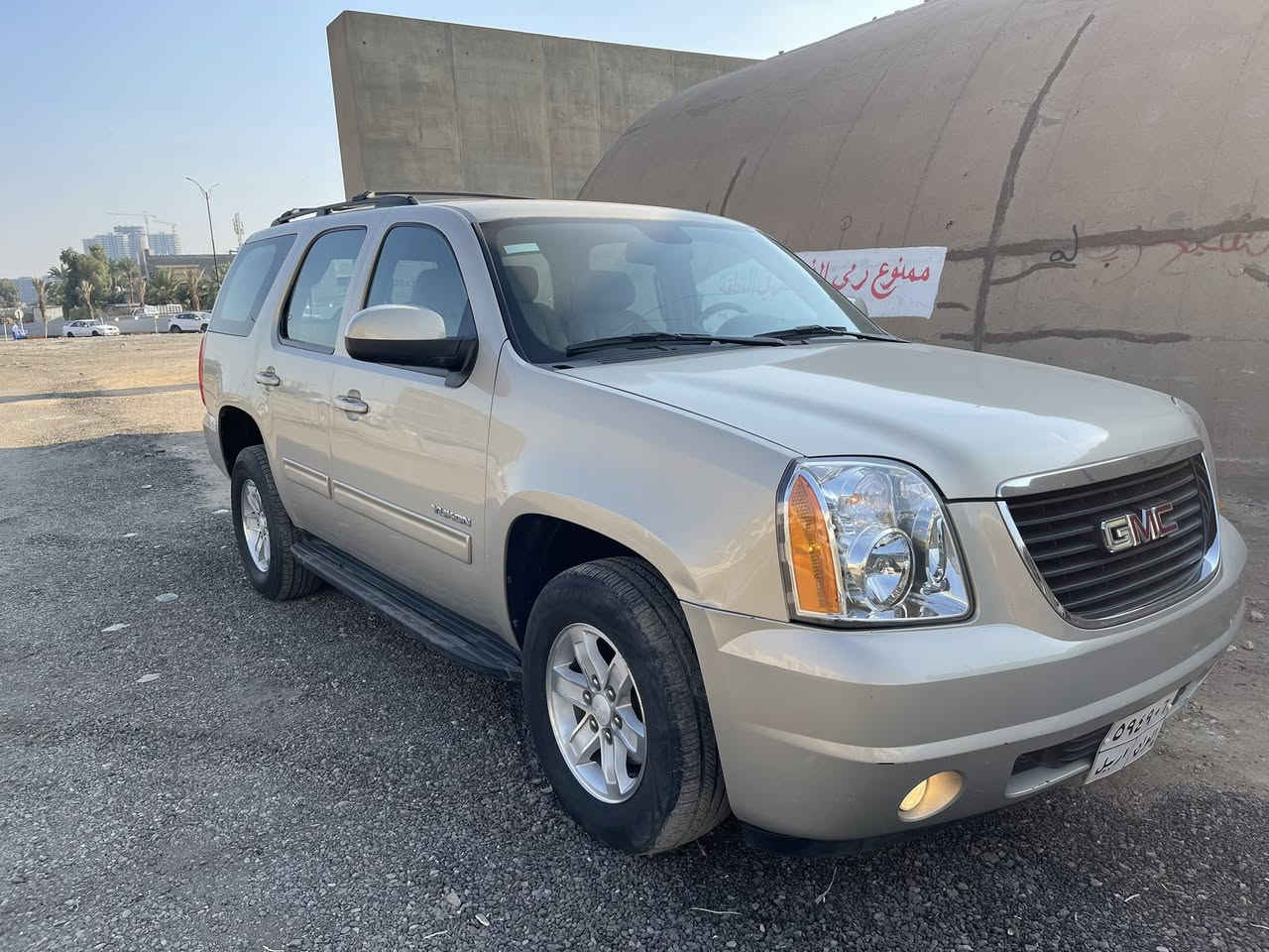 السلام عليكم 
جمسي يوكن موديل 2011 خليجي 
بدون حادث مكفول من الضربة 
السيارة ماشية 121.000 وقابل للزيادة
موصفات
كرسي السايق كهرباء
واشارة ب المراية
مكينة مكفولة 
الكير مكفول
والسيارة موضحة ب الصور 
اي شي يخص المرور غرامات تجديد سنوية كله يمي
سنويه سقطت شهر الخامس الراح 

تتواصل ***********
وتشرفني وتنورني الي يخابرني واليجيني 
السعر 20.500 $
والسوك كلشي بيه بس تبقى النظافة اهم شي 
صدر السيارة ممفتوح ابد
