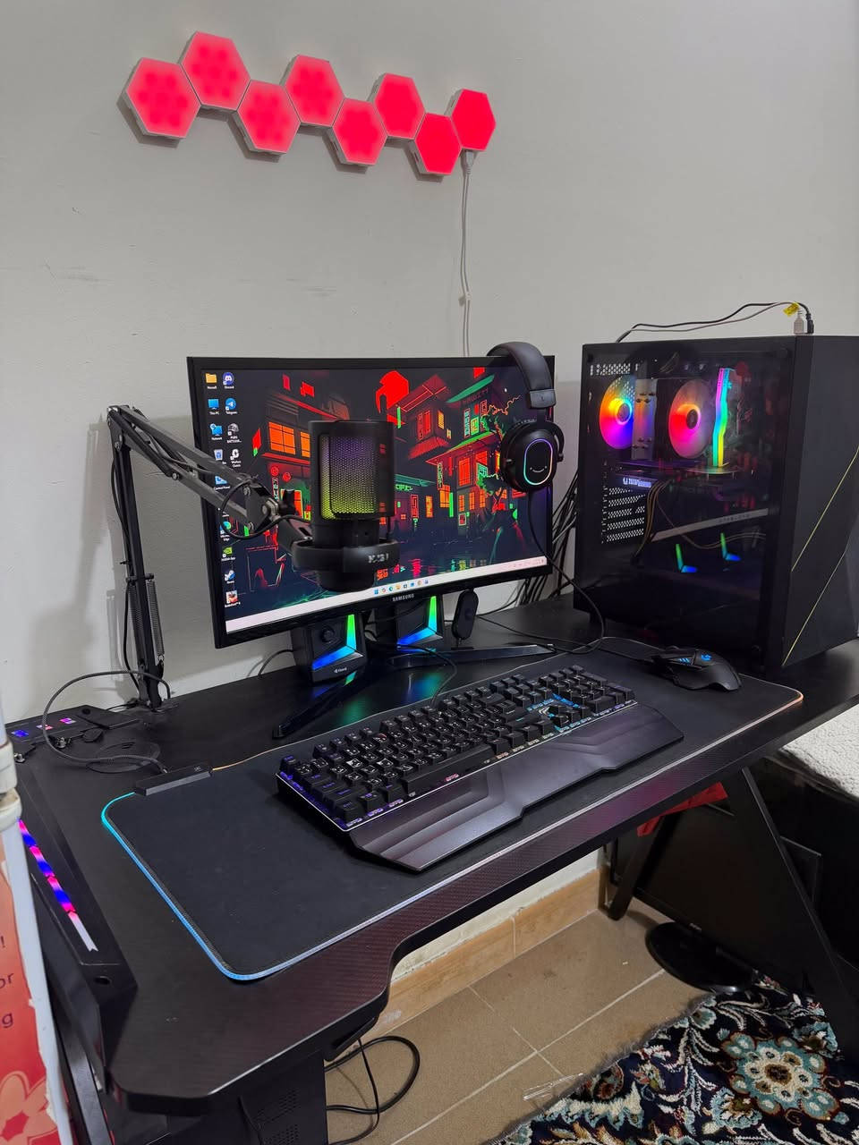 السلام عليكم تجميعة كاملة للبيع كاملة ع اخر حبة
اعتذر ابيع كامل مابيع قطع 
مواصفات الكيس 
MB Asrock H610M-HVS/M.2 r2.0
GPU zotac 4060 8GB TWIN edge
Cpu i5-12400F 12th gen
Ram T-FORCE RGB 16GB (8x2) 3200hz
Hard ssd Hikvision 1T
PS warrior AK 600w
شاشة Samsung LC24RG50
منحنية 
‏144hz
24 Curved
ملحقات 
Mouse logtech g502 ماوس
Keybord havit كيبورد 
Headset fifine سماعات
Microphone me6s مايك خارجي لمس كلشش حلو صوت نقي 
سماعات خارجية RGB 
ميز كيمنك RGB 
نشرة ضوئية خلية نحل تحكم عن طريق الموبايل
كرسي كيمنك 
يدة اكس بوكس وايرليس احترافية
UPS 3000v اونلاين 
تجميعة كلشش نضيفة وانطي بيهة ضمان 
العنوان صلاح الدين - تكريت 
***********
موجود توصيل 
السعر مليون ونص 
1.500
