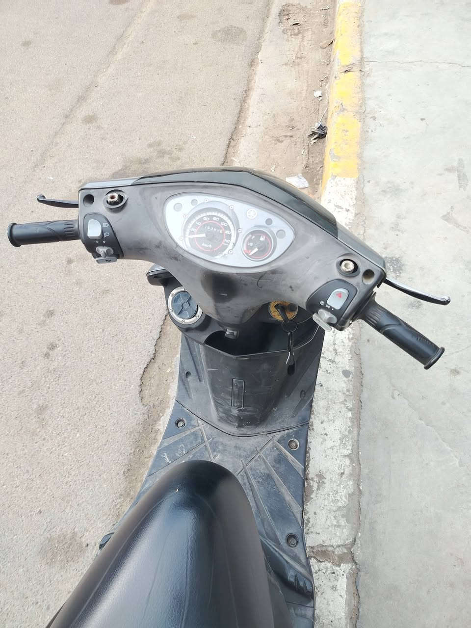 درجة ثعلب هل بيع رمبه صار لي اسبوع من نزلتها بص صار عندي ضروف أو أريد بيعه رقم ***********بكاني الحرية نوب الضباط قرب فران بتول نضيفه فول
