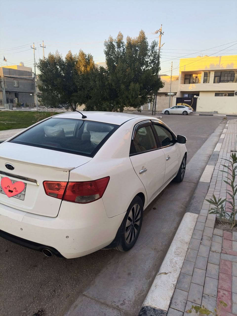 سيراتو خليجي ٢٠١٣ رقم كربلاء فول مواصفات بصمة تشغيل بصمة أبواب فتحة سقف مري شفط تحكم ستيرن بيها جاملغ خلفي ونص الباب وياه بدون دواخل وطخة بارد جاملغ أمامي بدون صبغ
105 مجال بسيط 
مكاني كربلاء *********** أو مراوس بسوناته خلييجي
