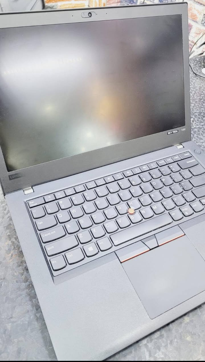 🔥 Lenovo ThinkPad T480 🔥

💻 من أفضل أجهزة البزنس العملية من لينوفو، يجمع بين الأداء القوي، جودة التصنيع العالية، والاعتمادية الكبيرة للشغل والدراسة والبرمجة.
✨ هيكل قوي ومتين
✨ كيبورد Backlit للإستخدام المريح ليلًا
✨ بصمة إصبع لسرعة وأمان تسجيل الدخول
✨ شاشة IPS بألوان ممتازة وزوايا رؤية واسعة
✅ Intel Core i5-8350U 8th Gen
✅ RAM 8GB DDR4
✅ SSD 256GB
✅ شاشة 14.1" FHD IPS
✅ Intel UHD Graphics 620
✅ Backlit Keyboard
✅ Fingerprint Sensor
✅ كاميرا عالية الجودة
✅ بطارية من ساعتين ونصف إلى 4 ساعات حسب الاستخدام
🎯 مناسب لـ:
✔ البرمجة وتطوير المواقع
✔ الدراسة والأبحاث
✔ برامج الأوفيس والمحاسبة
✔ الشغل أونلاين والاجتماعات
✔ التصفح والاستخدام اليومي
⚡ معالج الجيل الثامن مع SSD يوفر سرعة ممتازة في تشغيل البرامج والويندوز.
💰 السعر: 8,750 جنيه
👑 ملك اللابتوبات | Laptop King


**إذا كنت صاحب هذا الإعلان وتريد حذفه لأي سبب، رجاءا أرسل رسالة إلى الدعم الفني**