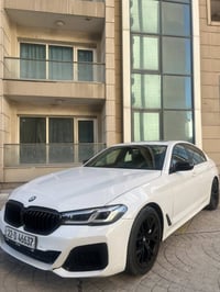 بي ام ٥٣٠ • اكس درايف • ضرره ٣ قطع