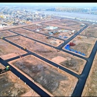 خلف المدينة الرياضية • ٢٠٠م • عرض ١٢م