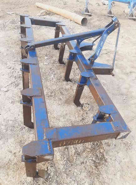 للبيع خرماشه عمل حامد الخميسيه 
جدا نضيفه حديد 16 ملم مكان بابل الخميسيه 
***********
