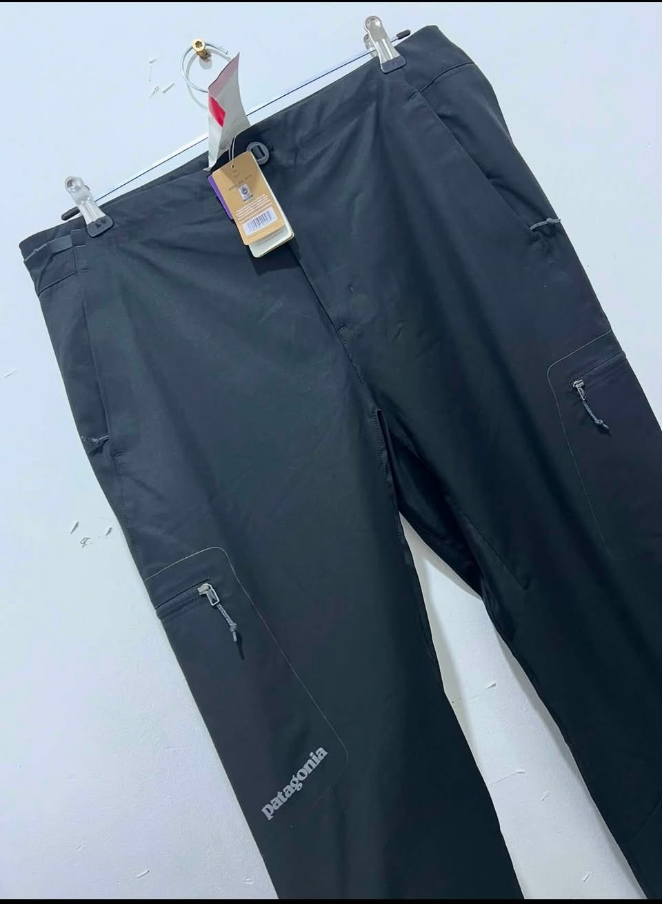 patagonia
size _32_33
orginal 
bakar nahatw
hawina
watsab
***********
