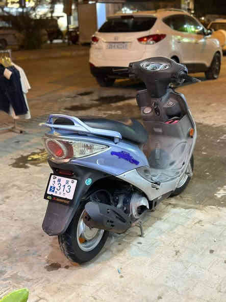 سلام عليكم 
دراجه كامكو G4 دراجه نضيفه وشرط الكفاله صالها شهر من طلعت من الحاويه دراجه ما ملعوب بيها ابد تجي وتفحص 
السعر 725 الف وبيها مجال 
رقمي ***********
