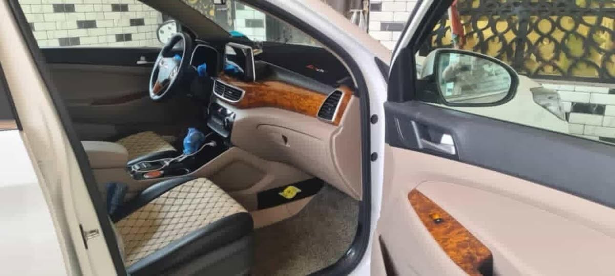 السلام عليكم توسان خليجي ماشيه 50 فقط 
باقي تفاصيل اتصل 
مكان بغداد 
مرتضى 
‭ ***********‬
