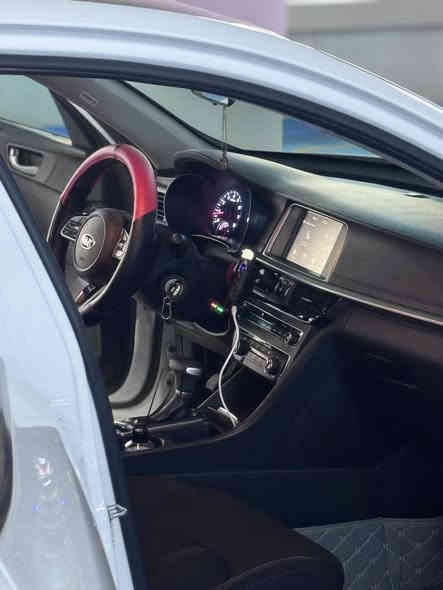 اللهم صل على محمد و ال محمد 

كيا اوبتما 2019 وارد امريكي
حادثها حلو 
جاملغ امامي عكس السائق وشويه من الباب كما موضح بالصور اضافه الى بعض التكيحل والرصعات بدون ايرباك بدون دواخل 
مكان السياره( بغداد ) 
مواصفاته
محرك 2.4 GDI
رادار جانبي
رادار امامي + بريك ذاتي
حساسات خلفية
حساسات اماميه
قيادة ذاتية
تحديد مسار
بريك ذاتي عند الاقتراب من سيارة قريبة
فل تحكم سترين
شاشه بلاديه نظام خرائط
اشاير بالمرآي
بلوتوث اوكس
حساس اطارات
انظمة قيادة (ايكو • سبورت • عادي)
كامرة خلفية دوارة 360 درجة
مثبت سرعة
مانع انزلاق
اريل نفكيشن
محرك ممتاز جدا جدا
صدرها ممتاز جدا جدا
تبريد ممتاز جدا جدا
خمسه ويل كب
تخم اطارات ممتاز
صور حادث مرفقه بالمنشور ❌❌

السياره ماشيه 63 ميل قابله للزياده
السيارة كاملة ما بيها اي نقص 
سياره رقم اربيل الجديد باسمي 
السعر 154 
((شباب السياره مال جناي))
للاتصال على الرقم 
***********
