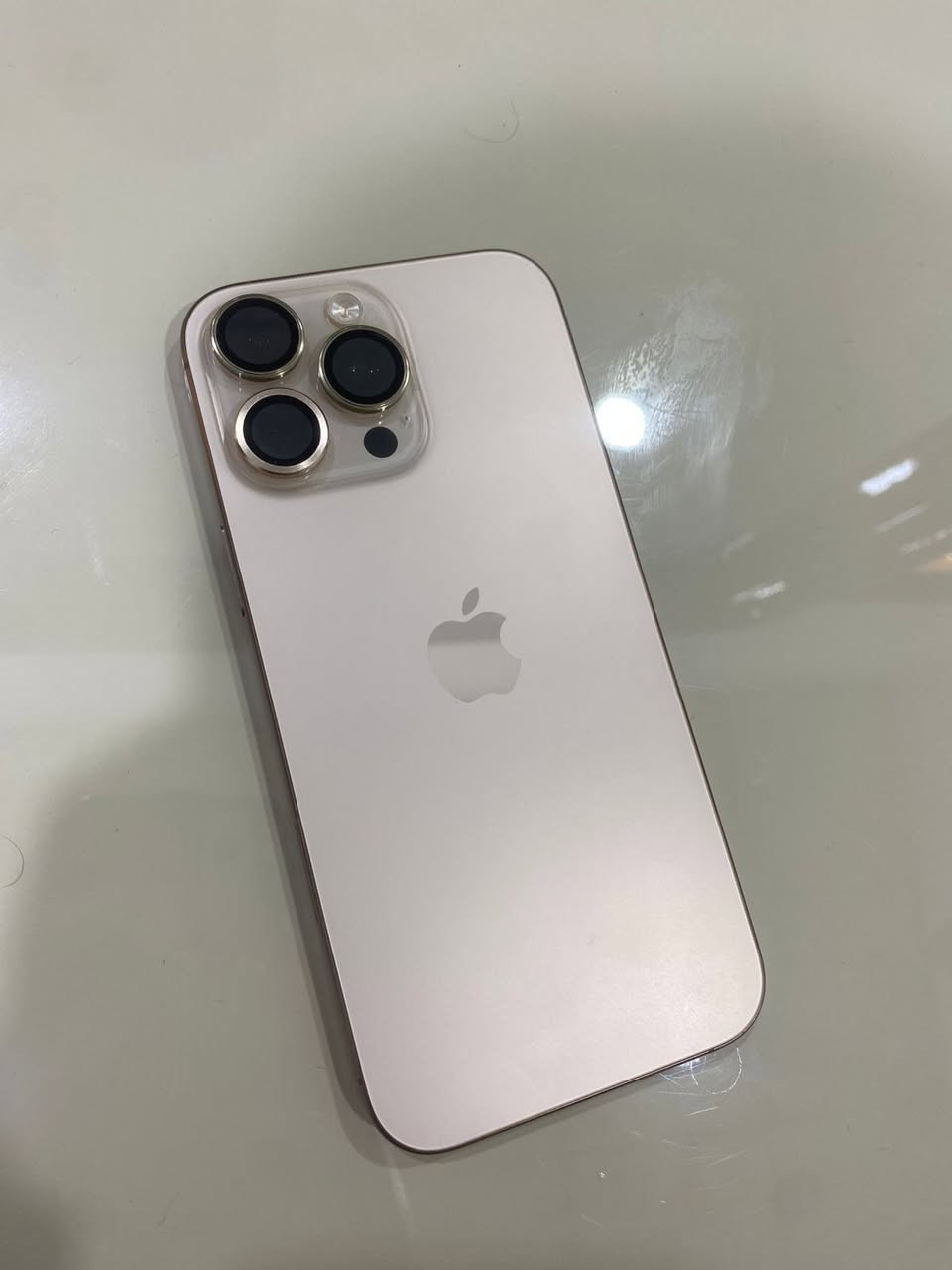 ايفون 16 برو ماكس لون الذهبي المميز ذاكره 256 والبطاريه 100 جديد لموبايل كلش  كفاله وين ما تريد تفحص افحص (لسعر مليون و500 وبي مجال) جديد كلش مكاني بصرة المعقل رقمي*********** واتساب راسل
