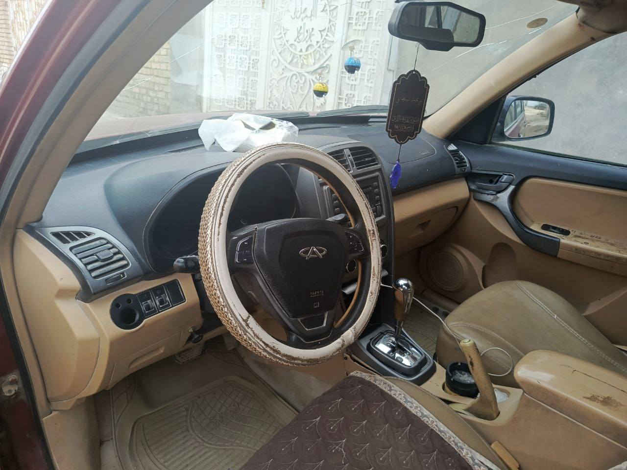 سلام عليكم سياره شيري تيگو 2013 رقم الماني بابل سياره نضيفه محرك مكفول بيها خياسات ملگطه  العنوان بابل القاسم 45 ورقه و بيها مجال ***********
