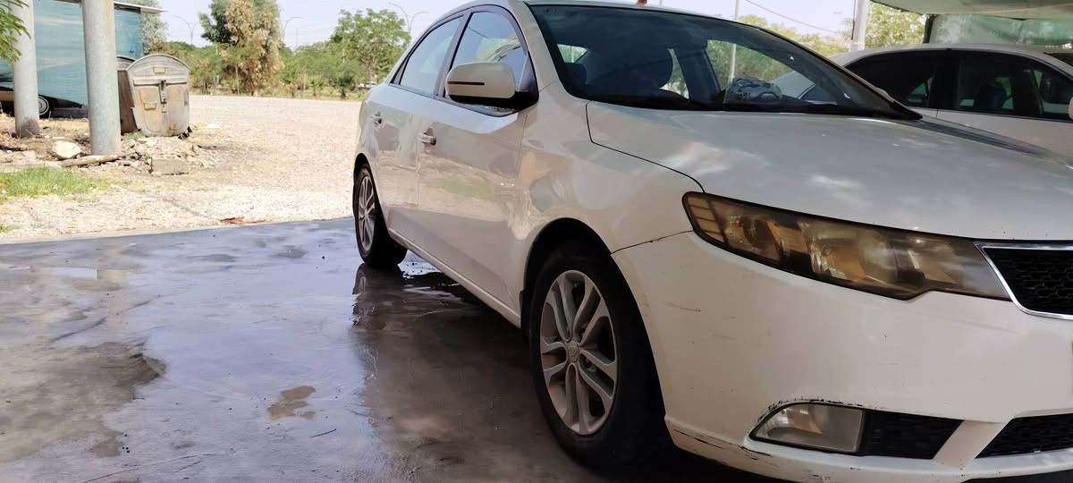 سیراتو مودیل2011 رقم السیمانیە سنویه جدید بشرط تحویل غرامه رقم موبایل *********** مكان كفری
