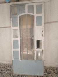 باب حديد • قوي