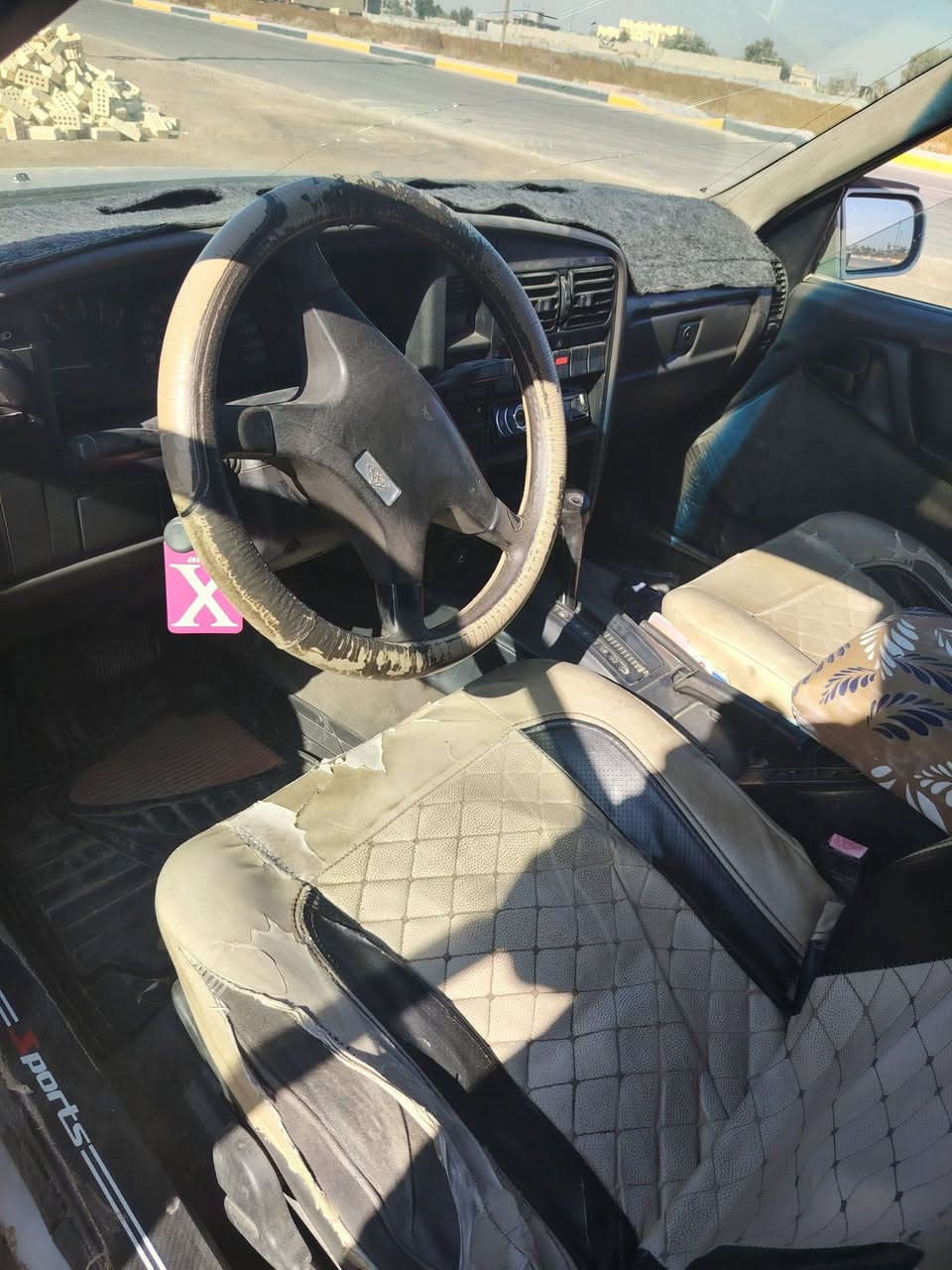 السلام عليكم سياره اوبل اوميكا موديل 92 كير ومحرك مكفولات فول مال بطه سياره بلاديه مال جناي متعوب عليه السعر 35  وبيه مجال المكان الكرمه غير متواجد عل فيس بوك انتصال عل رقم
***********
