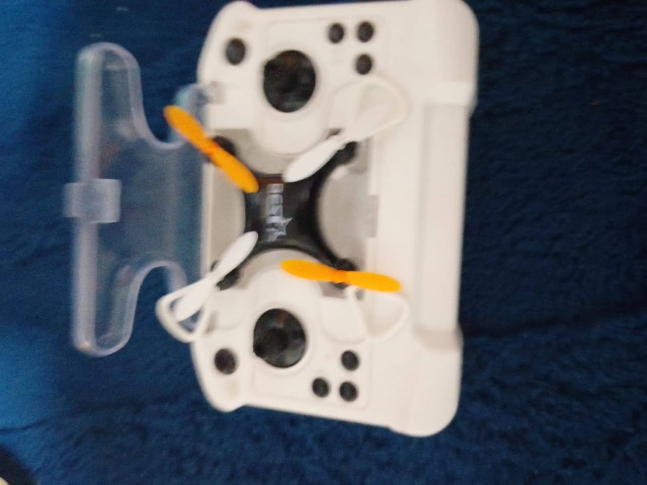 درون تصوير 4كي فول واضح ويها 3بطاريات ولبقيه الثنين نادرات طارات مال لعب


**إذا كنت صاحب هذا الإعلان وتريد حذفه لأي سبب، رجاءا أرسل رسالة إلى الدعم الفني**