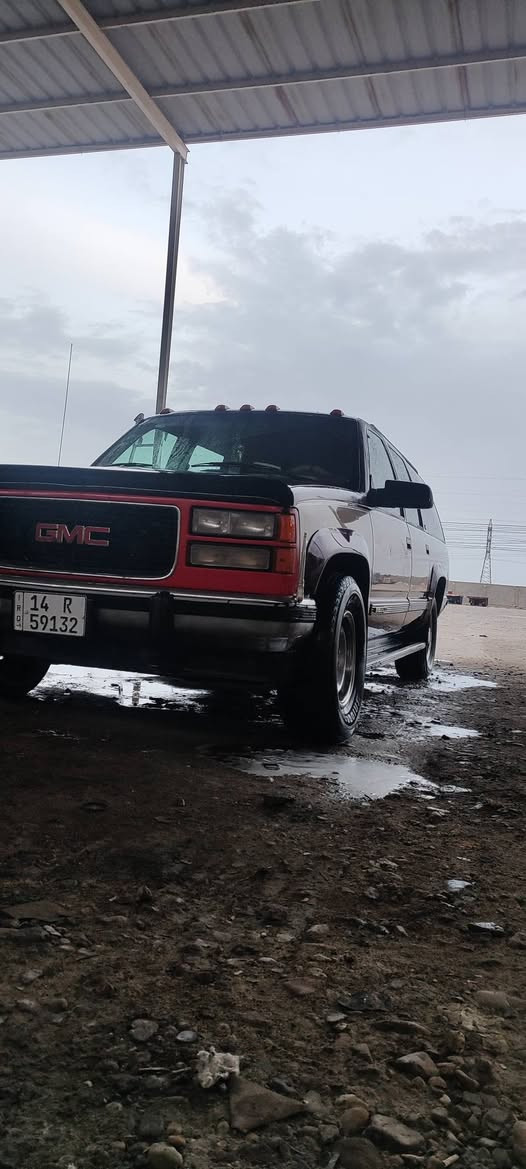 السلام عليكم جمسي مديل ٩٤ فحل ٨برغي  مكينه ٣٥٠ كير الف 
رقم بصره نكليزي تحويل ثاني يوم  سياره جاهزه من الطول لطول مكينه كير اكسن تخم تاير كهربائيات كلها شغاله السياره ع البلاد غرفتها جديده كلش وبلاديه مكاني بصره الهارثه مفرق معمل ورق قرب مطعم مشمشه للاستفسار *********** السعر ((65)) وبيها مجال لشراي
