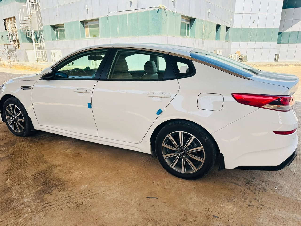 السلام عليكم اوبتيما مديل ٢٠ ماشيه ١٤٠ الف 
بيها جاملغ  بارد مكانها المثنى السعر ٢٠٢ بيها مجال


**إذا كنت صاحب هذا الإعلان وتريد حذفه لأي سبب، رجاءا أرسل رسالة إلى الدعم الفني**