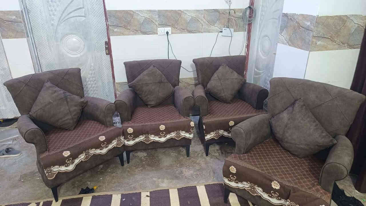 مــوصـل 
الميز  100  نهايته
طخم  150بيهم مجال
العنوان حي العبور   ***********
