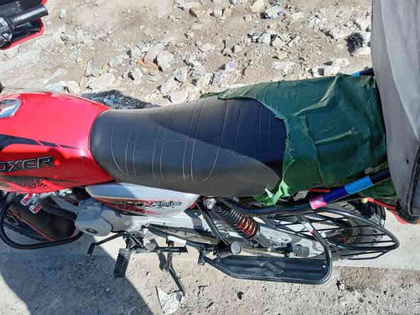 السلام عليكم دراجة بوكسر موديل ٢٣ دراجه زيرو ماشه ٣٩ حقيقي السعر 2700 وبيها مجال مكاني البياع تقاطع الدرويش حي التراث هاتف ***********
