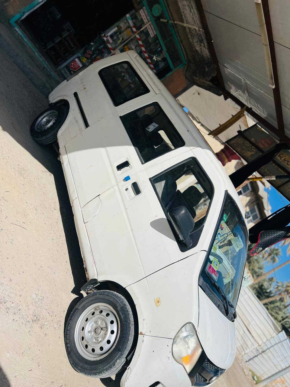 ﷽
السلام عليكم اخواني الاعزاء للبيع فقط ليفان باص 10 راكب لون أبيض موديل 2013 مال مزاد وزارة الداخلية مكينه مسبوشي السياره ع وضع الشركه كير مكينه حداديه تخم تاير غرفه كله جديد بدون صبغ وضربه مال استخبارات ترقم بغداد وكربلاء كتاب المزاد بسمي اسوي وكاله للمشتري السعر 35$ 
المكان كربلاء الحسينيه 
رقم الهاتف***********
