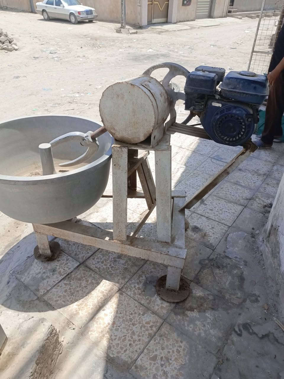 عجانة للبيع كاملة وشغالة بس خلي بانزين وشغل مكلف بالنشر تفاصيل اكثر ‏‪***********‬‏
