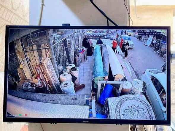 اعمالنا في بغداد / الدورة
تنصيب منظومة 8 كاميرات دهوا الاصلي
بأعلى المواصفات فول كلر تصوير ليلي نهاري ملون حتى بدون اناره وصوت وصورة 

لأصحاب البيوت والمحلات والاسواق
عرض جديد ولمدة محدودة منظومة دهوا فول كلر شرط الاصلية 8 كاميرات مع ديفيار وهارد 1000 كيكا وروله 250م ومحولات وكافة ملحقاتها وضمان سنه حقيقي

مواصفات المنظومة:-
- 8 كاميرات دهوا دقة 2 ميكا وزاوية واسعة لتغطية اكبر  
  مساحة تصوير ليلي نهاري ملون حتى بدون اناره وصوت وصورة بدقة عالية .

- ديفيار دهوا 8 جنل يشغل جميع انواع الكاميرات ويدعم اللغة العربيةويمكن ربطه على الموبايل ببرنامج خاص.

- كيبل رولة 250م مسلح ونحاس 100‎%‎

-فيش كامله PNC 16. فيش POWER 16

- هارد خزن 

-بوكسات كاميرات عدد 8 لحماية الفيش من العبث والرطوبة

-محولات خاصة بالمنظومة.

- راك حديد حجم 2u لحفظ الديفيار واليو بي اس وتعطي شكل لائق للداخل

- يو بي اس ليثيوم اصلي يعتبر جهاز حماية ومنظم فولتية وتلغي كافة المحولات وتشغل مباشر علية المنظومة مع الانترنت 

-  ماوس وكيبل HD .

-ضمان بالكاميرات والديفيار سنه كامله.

لمزيد من المعلومات مراسلتنا على الخاص او الواتساب
 ***********واتساب 
***********مهندس محمد
