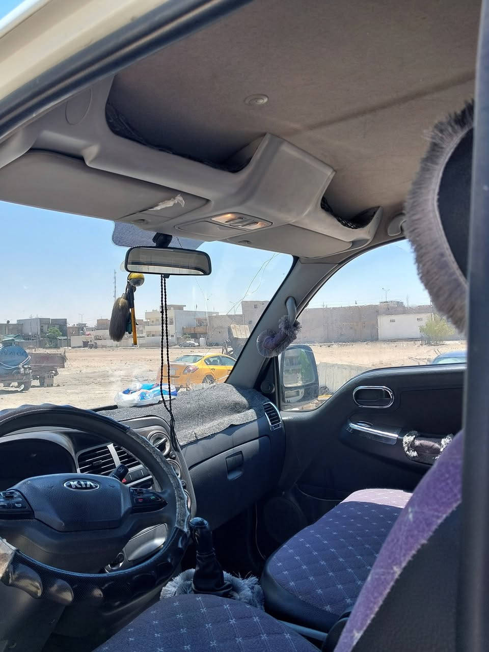 كيا حمل ٢٠١٤ رقم ديالى دولي الجديد هزه جديده
محرك كير تدفئه تبريد تخم تاير حداديه كله بشرط
سياره نظيفه جدا  مكان السيارة ديالى  السعر ١٠٠ $
***********
