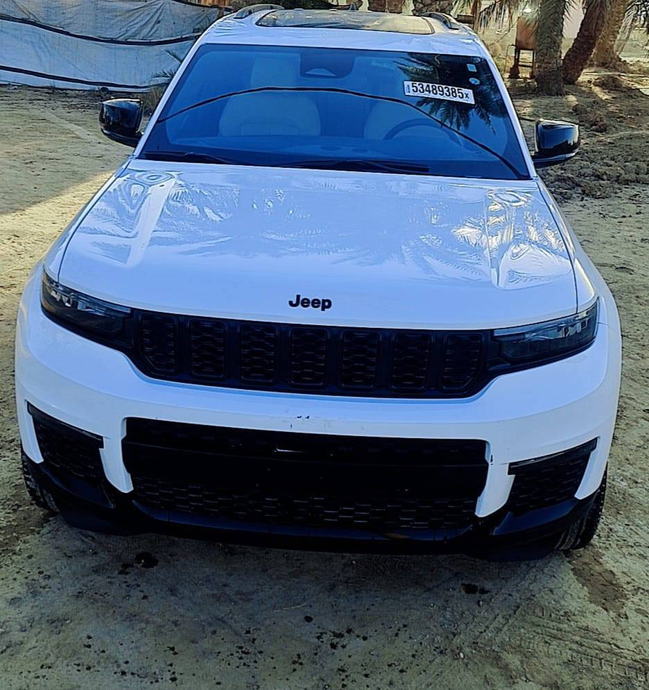 جيب كراند شيروكي لمتد L
موديل 2024 فوول مواصفات 
للبيع بدون أرقام. صور الحادث مرفقه 
تم استبدال بابين الجهة اليمنه أبواب مال كصة أصلية. 
تم استبدال طبله التاير الخلفي. 
السيارة جديده.
المكان_ بابل
السعر ٣٣٥ ورقة .
***********
