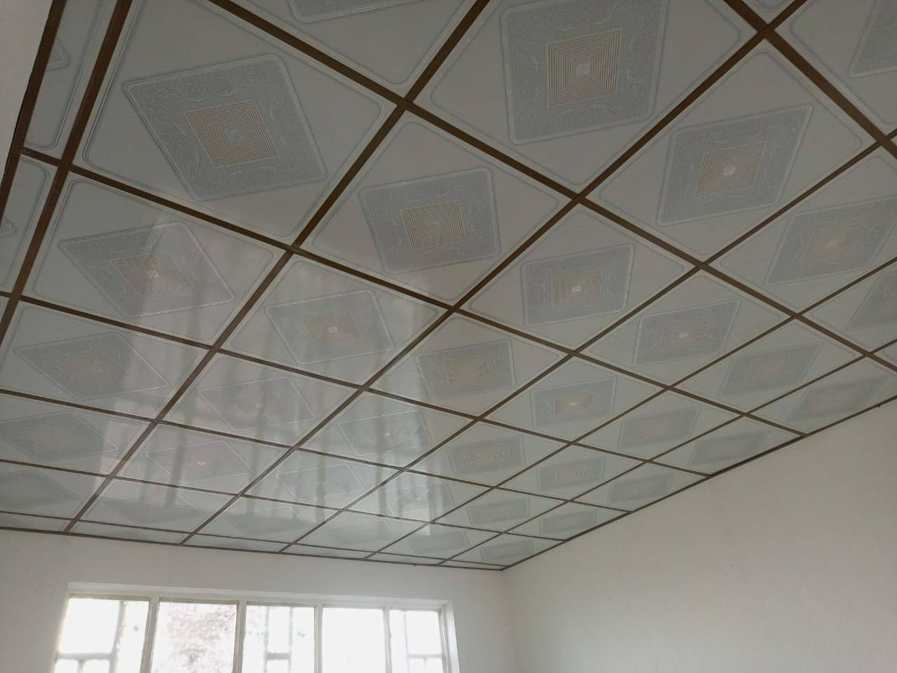 صباغ متفرّغ حاليا جميع الاصباغ وديكورات وسقوف ثانويه
كربلاء حله 
***********متوفر واتساب او الاتصال
