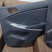 بطاين اكسنت • جهة اليمين