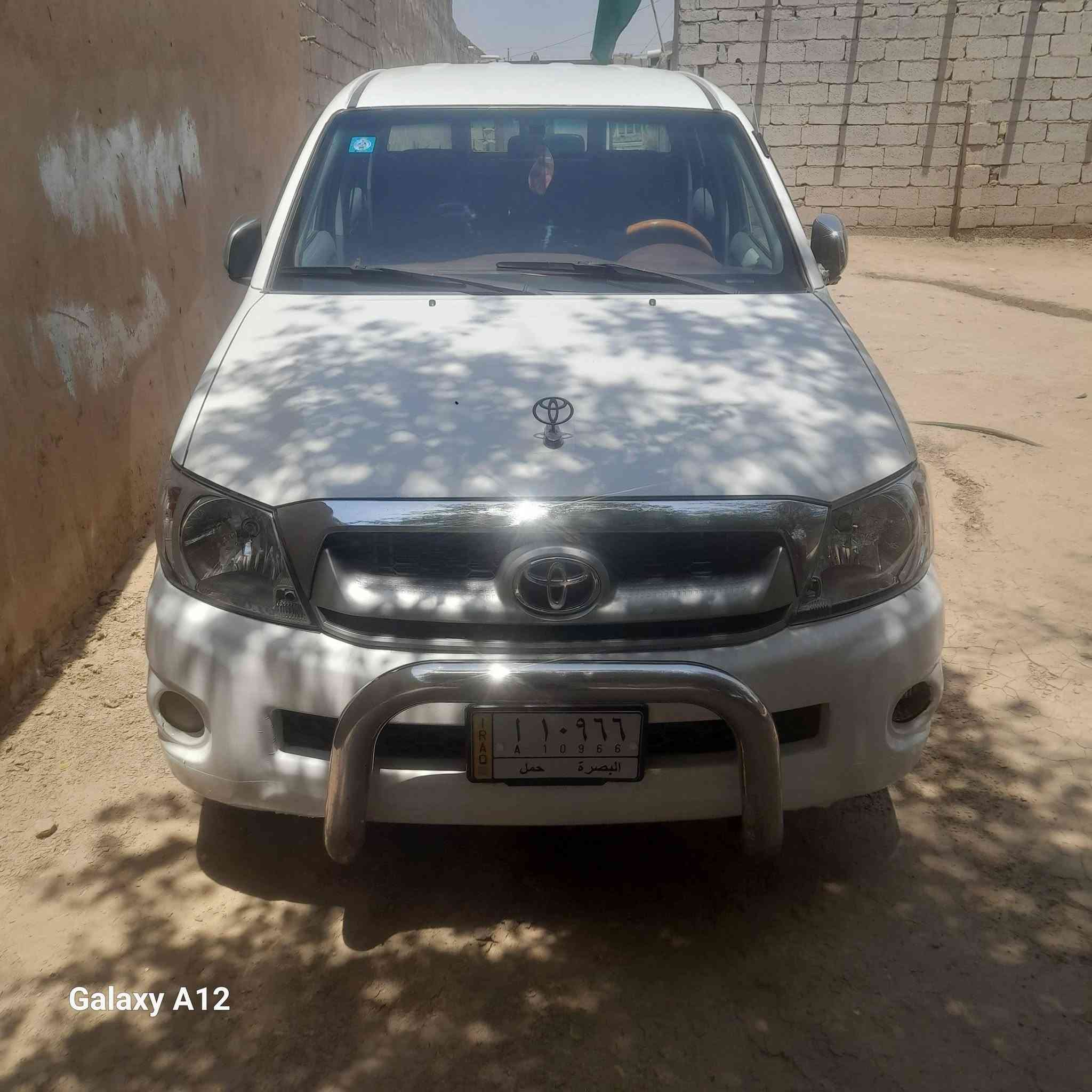 سلام عليكم خوان سياره للبيع فلاونزه مديل ٢٠٠٩ سياره جاهزه مكفوله مابيه نقص عود شخاط السعر خاص مكان سياره ذي قار شطره رقم مبايل ***********
