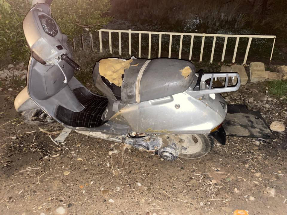 سلام عليكم دراجة ياباني ماعرف سمها فجئا كطعت نار بس غير نارية مرجوعة دراجة نضيفة ‭0776 179 1206‬ /واتساب هم بي
