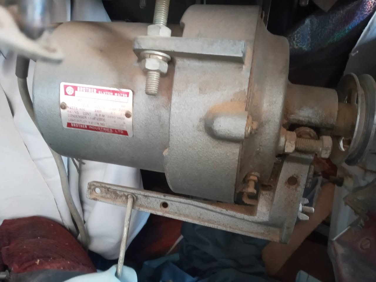 من رخصت ادارةالگروب مكينة برذر دبل ابرة صناعي مؤسسة للبيع العنوان كربلاء حي القادسية مقابيل البانزين خانه للتواصل *********** السعر 650 الف
