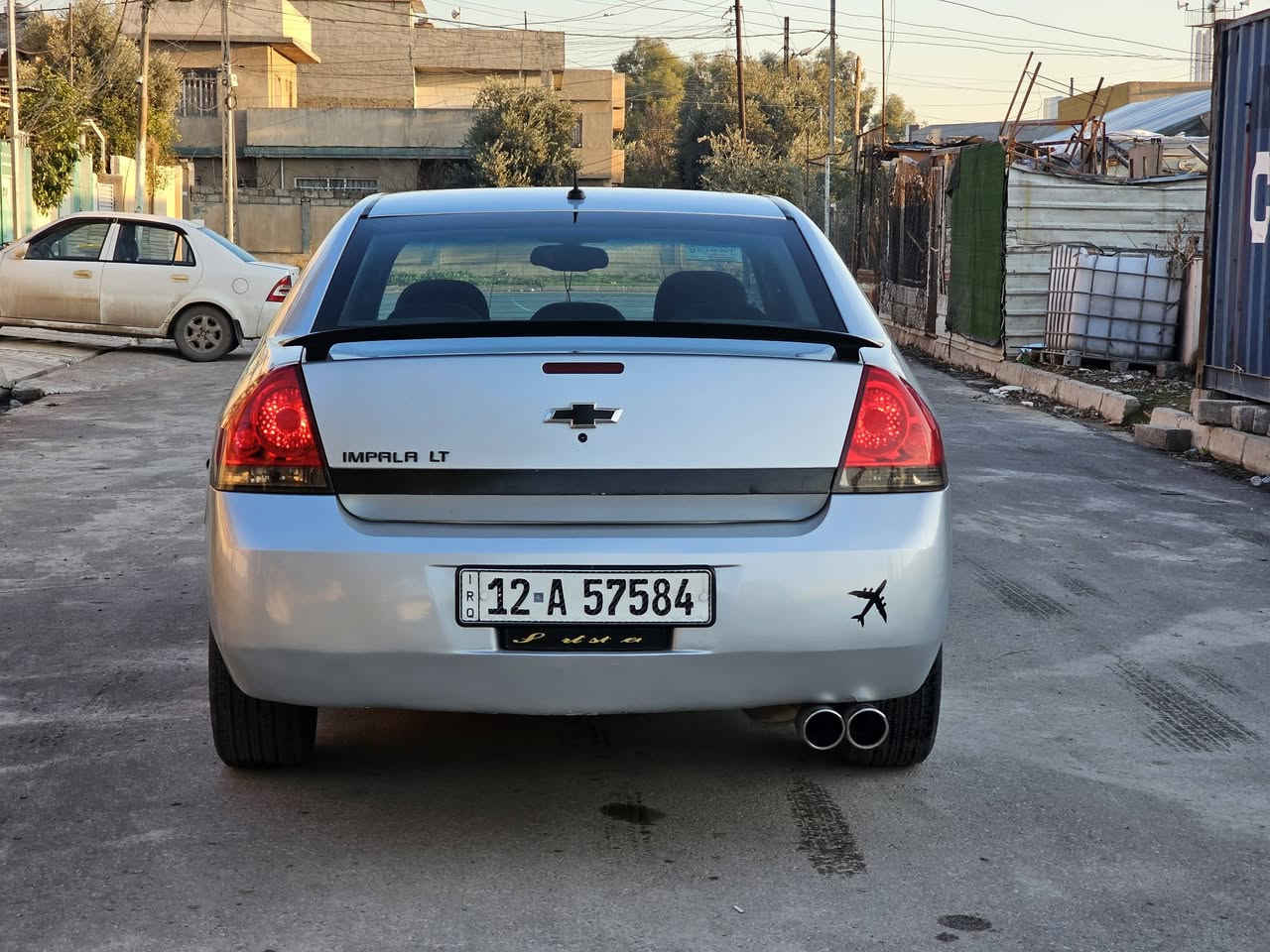 للبيع 
سعر 92
شوفرليت امباله موديل 2010
ماشيه 233 الف 
كابون بنزين بيها ⛽️ 
محرك وكير شرط 
محرك حجم 3500 مال حاويه مبدل جديد 
موصفاتها معروفه 
🚫صبغ جاملغ خلفي فقط وتبديل جاملغ امامي بدون دواخل بيها بالغد مال جاملغ فقط🚫 
رقم نينوى الجديد بسمي شرط التحويل 
السياره جاهزه ونظيفه 
العنوان موصل الايسر 
للإستفسار الاتصال 
***********
بي وتساب
