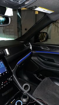 Jeep 2023 5 راكب   6 سلندر 3.6   فتحه سقف  تدفئه كشنات  تدفئه ستيرن  ص...