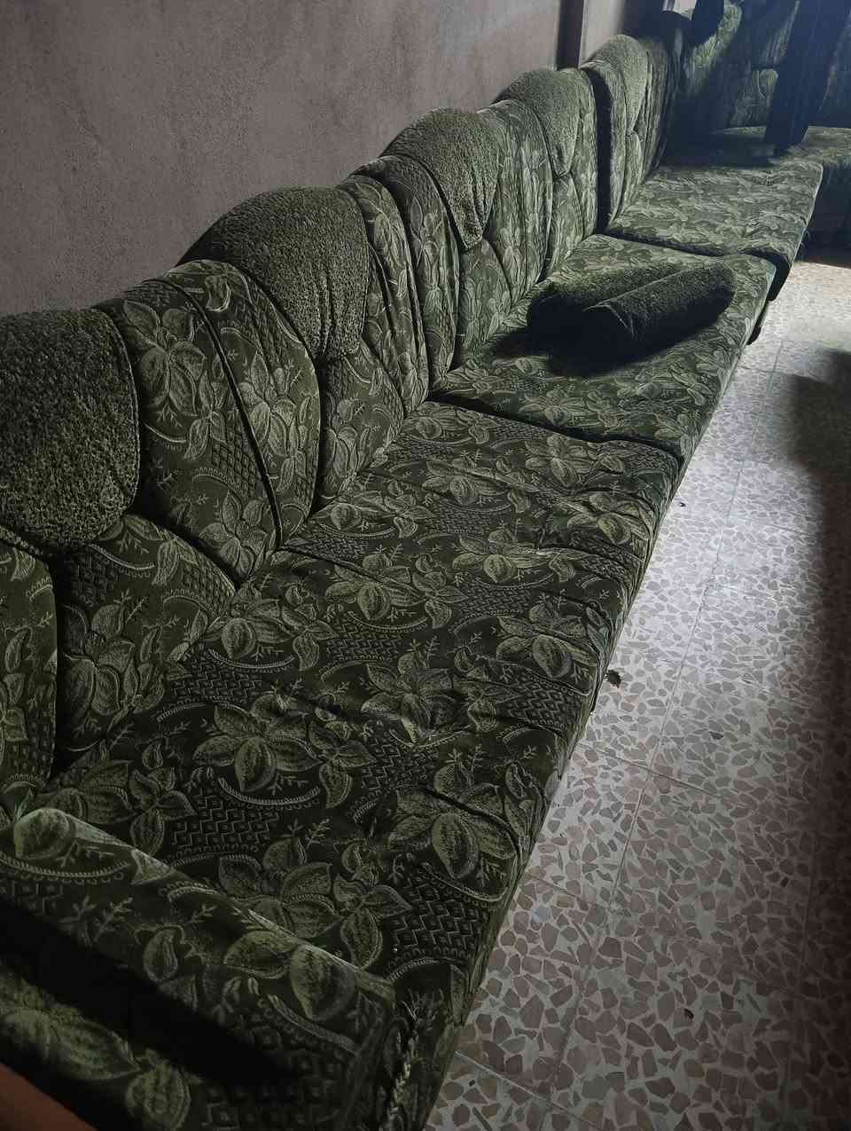 كيزر حيل نضيف حجم كبير السعر 30 -ديوان 7 أمتار خمس قطع السعر 70- سلم المنيوم السعر 50- ديديه عش العصفور حيل نضيفه السعر 60-بلازمه حجم 43 بدون نيت السعر 50-ديوان 6 امتار حيل نضيف السعر 70-‏ الشراي يتصل -‪0750 791 3697‬‏- 0777064459 وادي حجر
