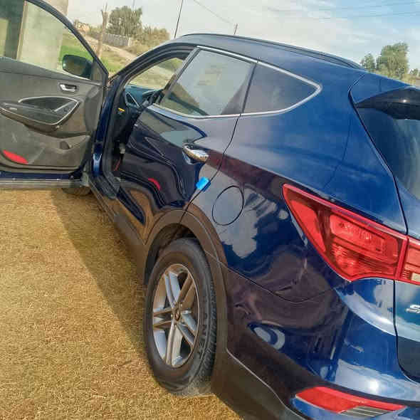 سلام عليكم سنتافيه امريكي 17 البيع فول منعده البصمه ضررهه قبق جنطه شويه منه ومصلح نفسه تخم تاير تدفئه تبريد درجه اوله السعر 170 وبيهه مجال للطيبين المكان السياره بغداد تاجي ***********
