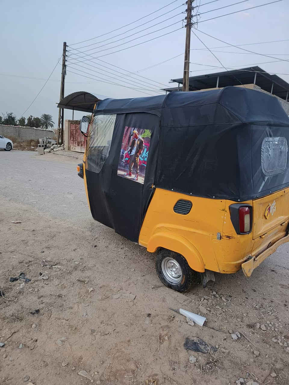 سلام عليكم تكتك للبيع موديل 19 مكينه 22 تي في اس سنويه و رقم بابل تكتك حلوه مال شغل جاهزه  سعر 3,250 وبيه مجال ***********
