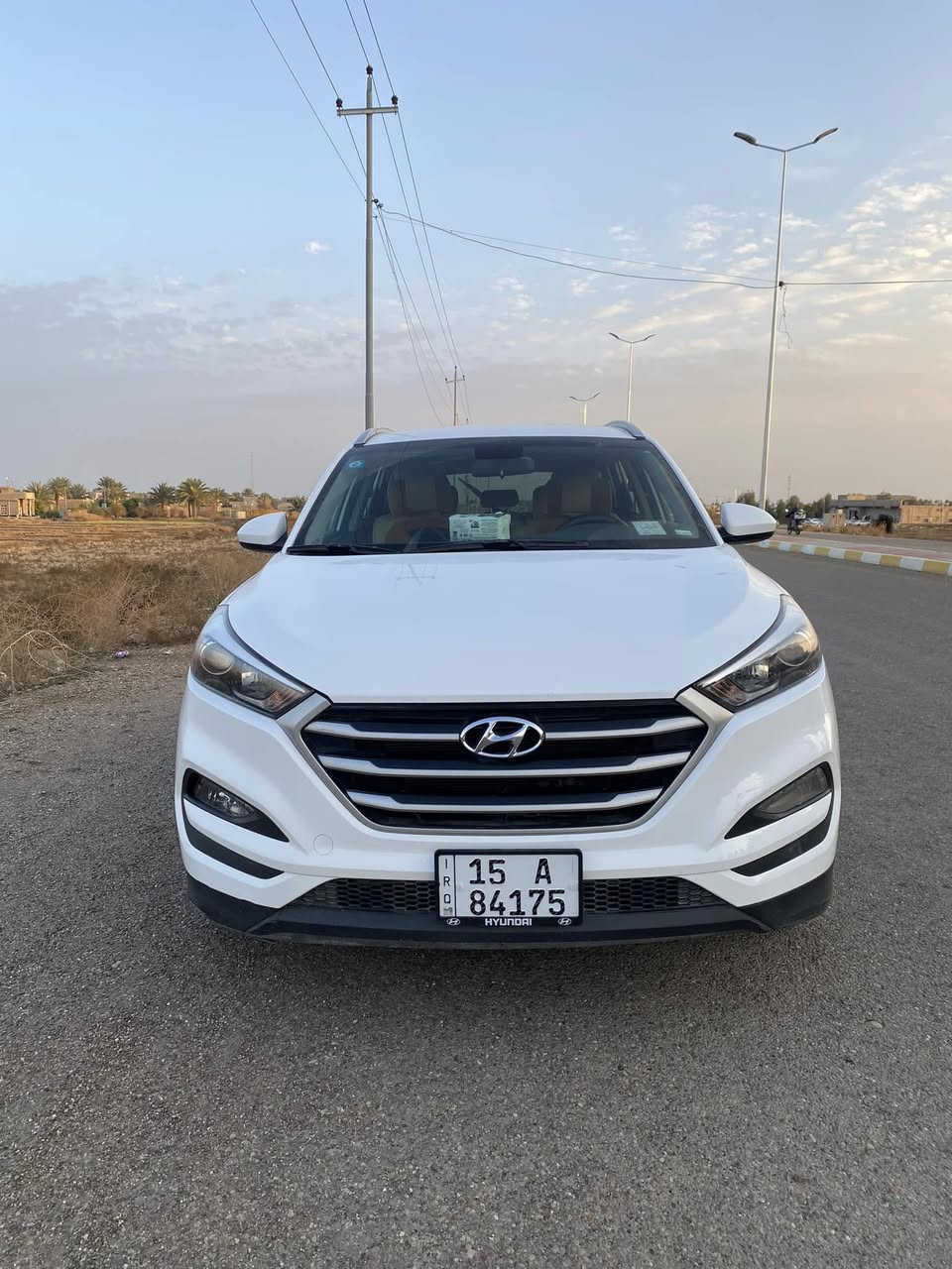 السلام عليكم 
للبيع توسان 2018 امريكي 
السياره مكفوله كفاله عامه من كلشي بيه نص شبر بالصندوق بارد فقط لا غير ذكرته للمصداقيه 
محرك 2000 
سنويه ورقم جديد تحويل ثاني يوم 
رقم انبار مكانه الانبار الرمادي 

السياره ماشية 90 الف حقيقي كلشي بيه على وضع الشركه مناقصه اي شي وبشرط على الفحص 

السعر 183 قفل 
للأستفسار على رقم 
  ***********
موجود واتساب او اتصال فقط
