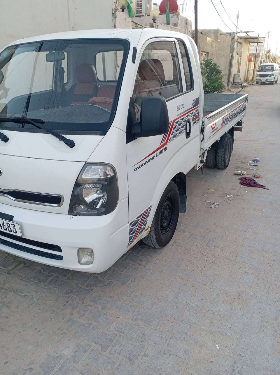سلام عليكم كيا حمل للبيع موديل ٢٠١٦ رقم انكليزي بسمي مكفوله بيه صبغ بلباب شويه *********** السعر(  ١٠٥  ) نجف حي الرحمه
