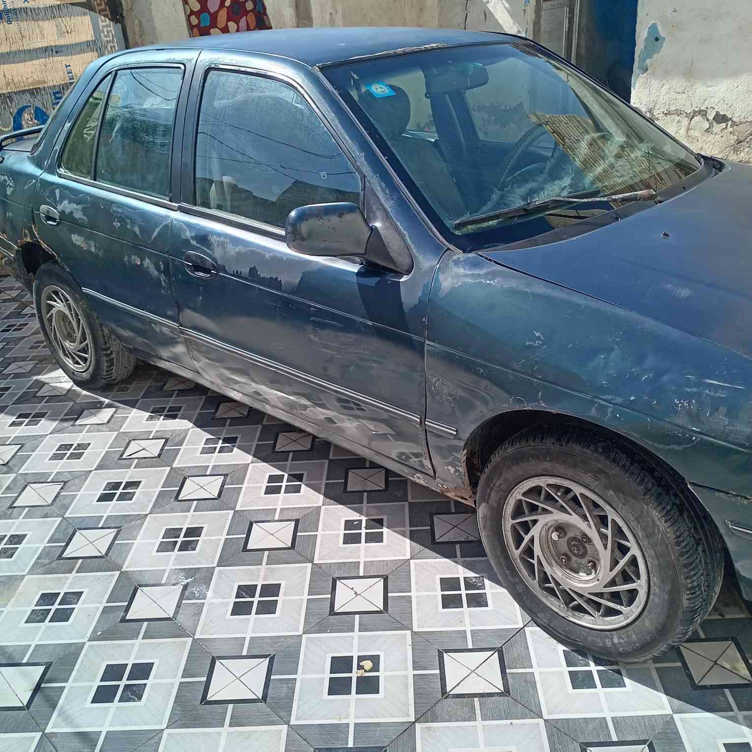 كيا سيفيا 93 رقم واسط دولي سياره كير وحداديه حلوه بس لمحرك بي صرف سعر 23وبيها مجال عنوان صويره ***********
