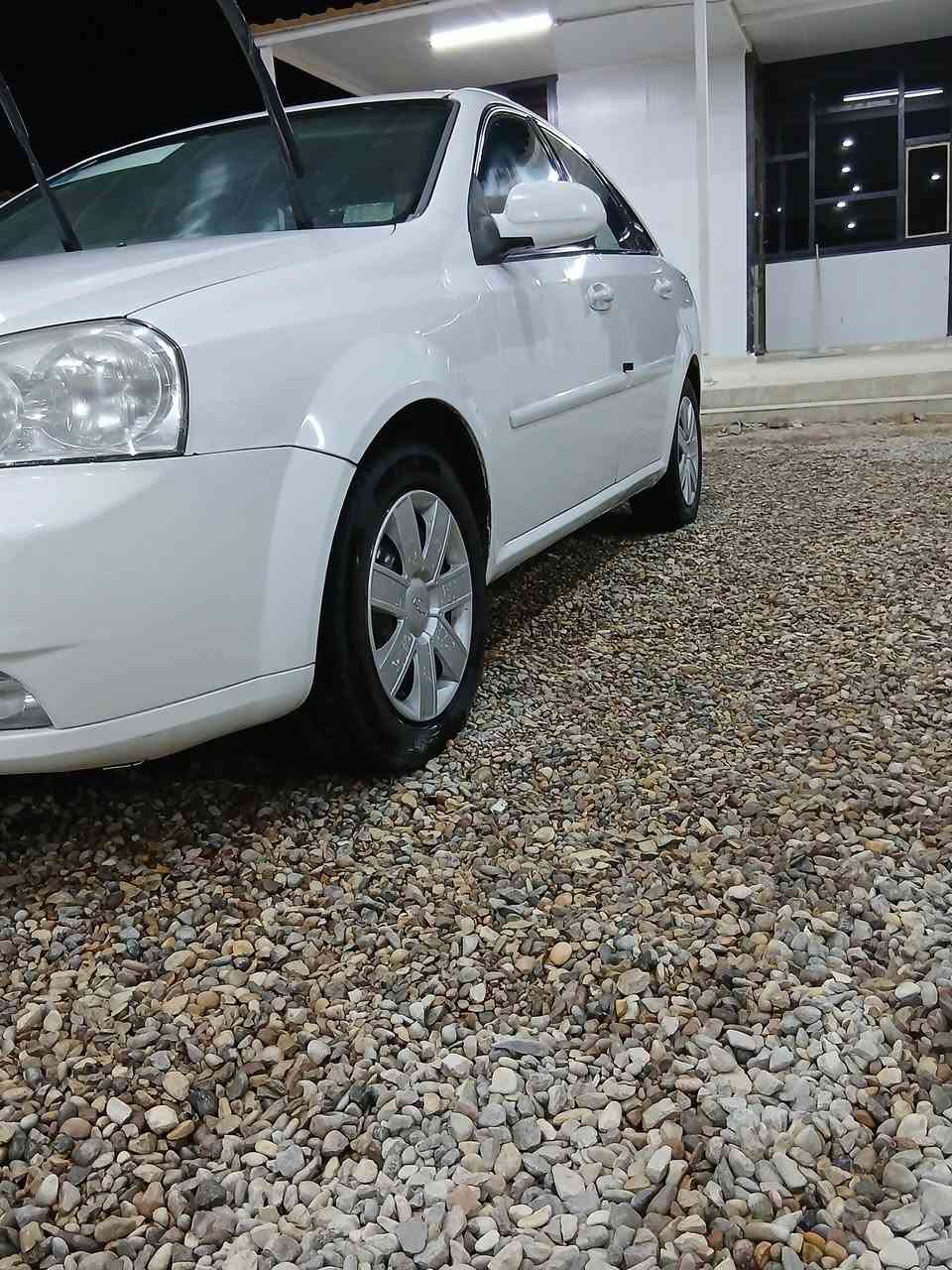 سلام عليكم اوبترا موديل 12 خليجي شركه العامه سياره بيه. فقط. هلال مال جملغ. خلفي بي  رش  .كير محرك خير من الله   رقم كربلاء الدوالي تخم تاير جديد صدره جديد سياره جهزه وجديده بمعنه الكلمه مكاني بابل عارضه 83 رقمي ***********
