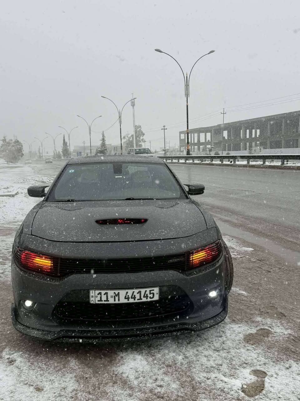 🚗 للبيع دودج تشارجر RT Max 2015 - هيمي 8 سلندر
🔹 محرك HEMI 5.7 V8
🔹 فئة RT Max فل مواصفات
🔹 ممشى 194,500 كم
🔹 دركة RPM SRT
🔹 منظومة غاز
🔹 كشنات جلد مع تبريد وتدفئة (أمامي)
🔹 مرايا قلاب كهربائية
🔹 لايتات أمامية متعددة الألوان تتحكم بها من الهاتف
🔹 ريموت ستارت
🔹 شاشة كبيرة ونظام صوت ممتاز
🔹 أكزوز رياضي وصوت مميز
🔹 اللون رصاصي
✅ السيارة نظيفة وجاهزة للاستعمال
💰 السعر: ١٦٠$ قفل
📍 بغداد
سياره برمجه مصطفى ايكل 🇮🇶
صور الحادث موجوده وال فحص هم
للاستفسار مراسلة الخاص أو الاتصال *********** 🔥🏁  
 #Charger #RTMax #HEMI #V8 #للبيع #دودج_تشارجر
