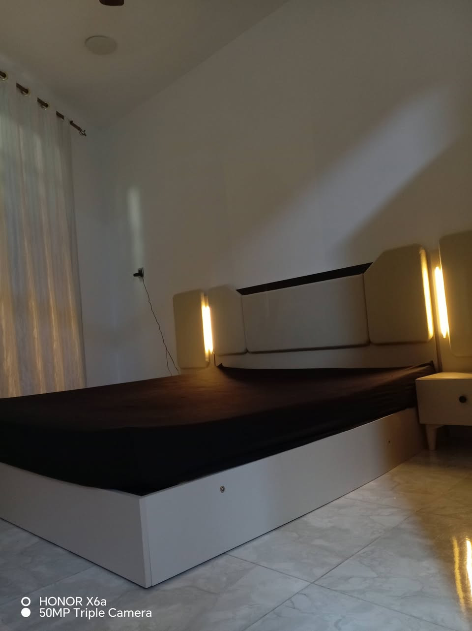 للبيع غرفة نوم تركي 5 قطع السعر 590  مكاني الشعب جديده استخدام شهر فقط


**إذا كنت صاحب هذا الإعلان وتريد حذفه لأي سبب، رجاءا أرسل رسالة إلى الدعم الفني**