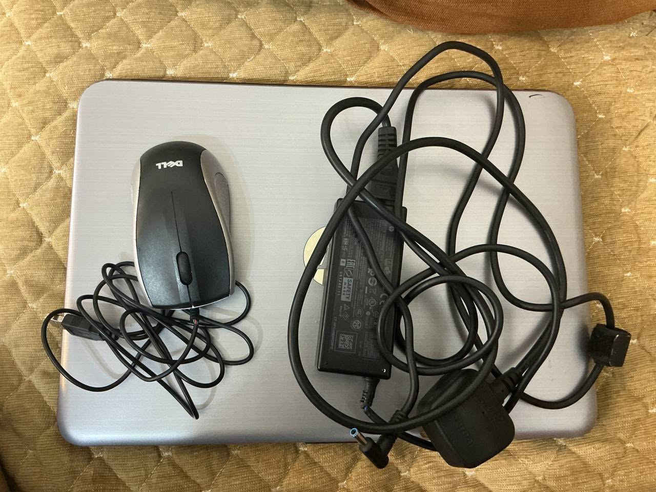 لابتوب HP
الجيل السابع 

كور اي فايف 

الذاكرة 256 ، رام 4

السعر 350 الف دينار


**إذا كنت صاحب هذا الإعلان وتريد حذفه لأي سبب، رجاءا أرسل رسالة إلى الدعم الفني**