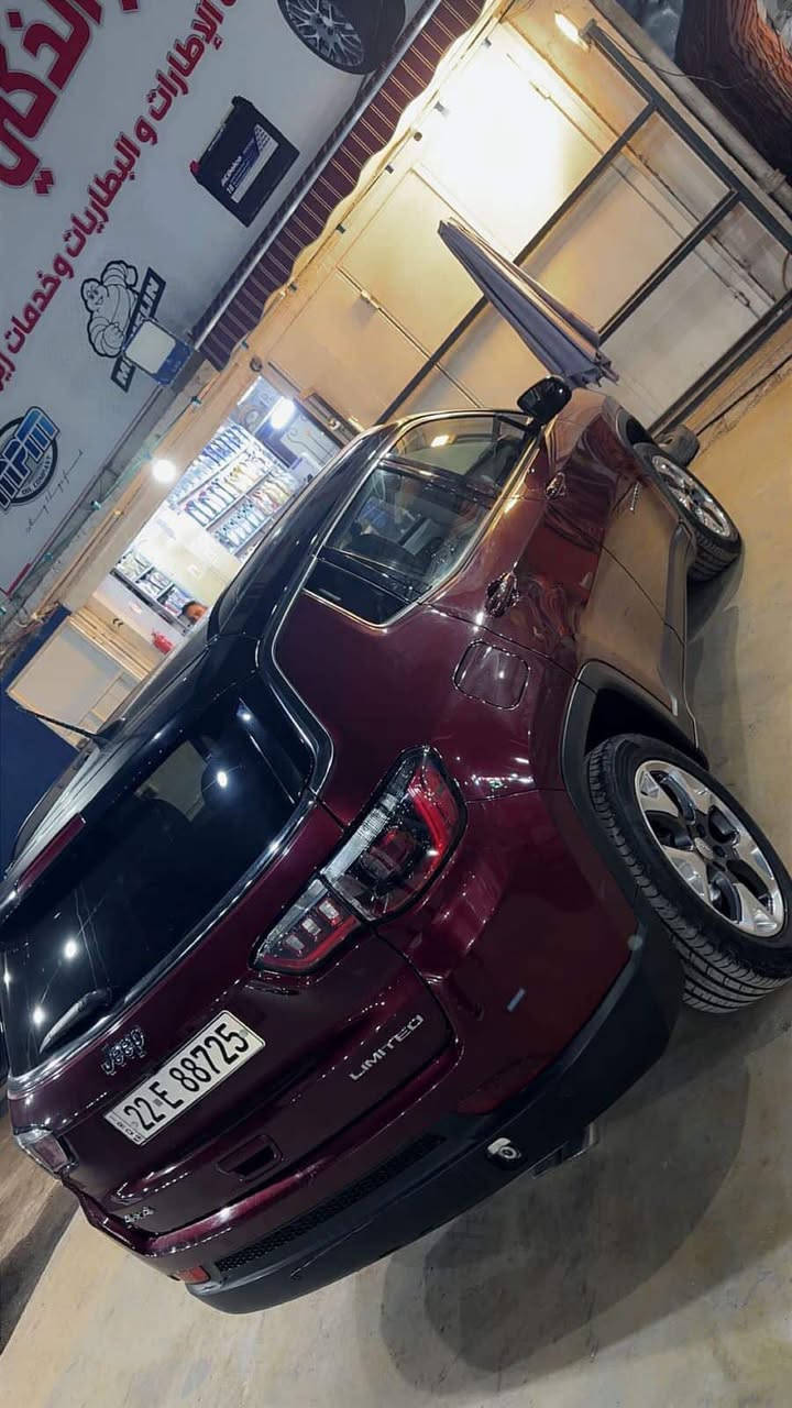 كومبارس مديل ٢٠٢١
حادث بسيط موضح كدامك ماشيه ٤٧الف
سيارة جداً نظيفة مواصفاتها نص فول 
مكان بغداد 
***********
