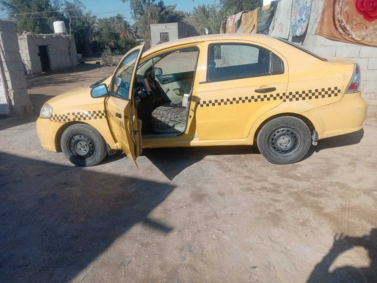 سلام عليكم افيو سيارة 2010 سياره مابيه نقص خير من الله رقم نجف سعر 53 ورقه وبيه مجال العنوان نجف العباسيه الجفيره رقم الموبايل ***********
